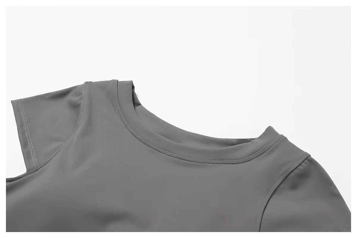 Classic 2-Piece Yoga Set – Breathable Gym Wear