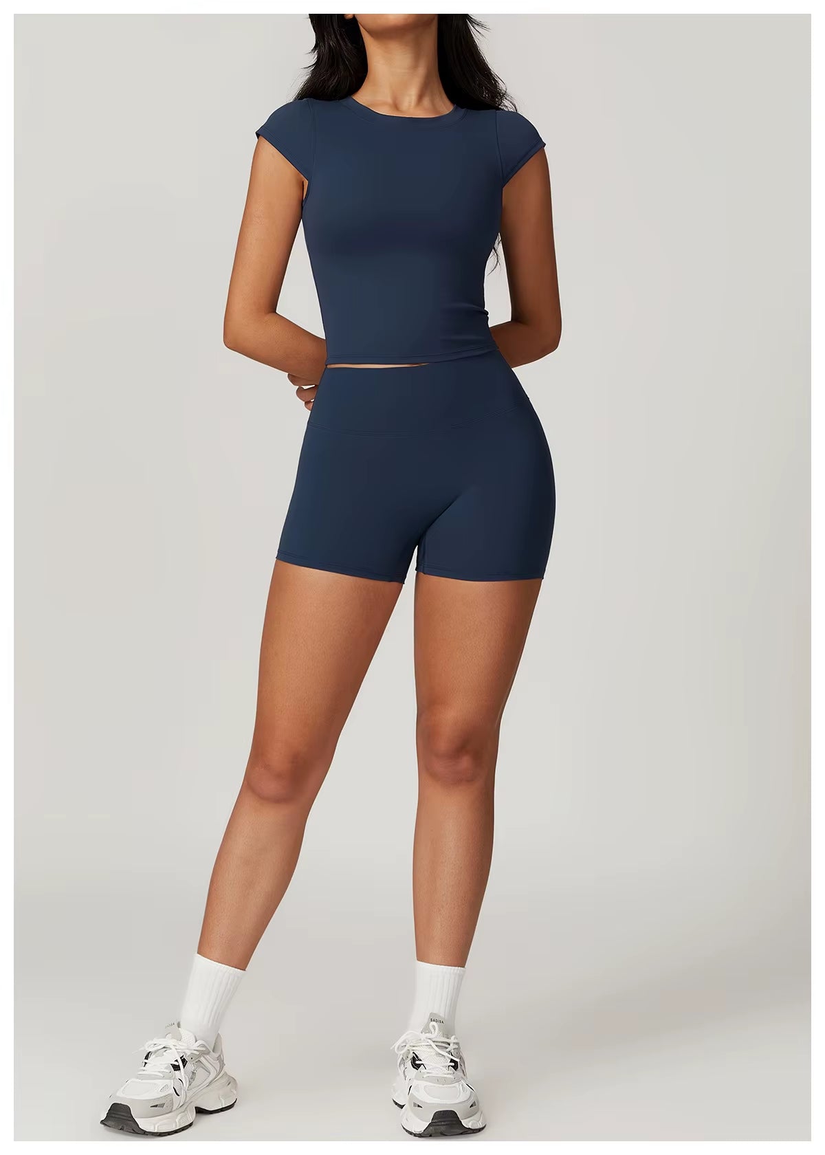 Classic 2-Piece Yoga Set – Breathable Gym Wear