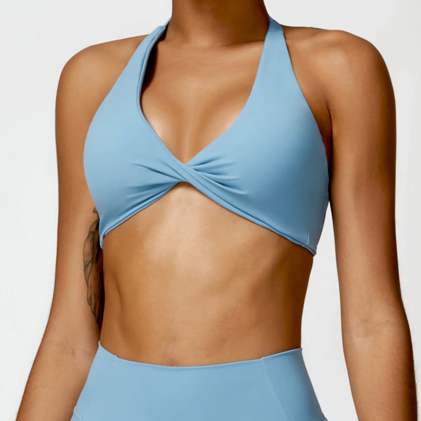AirSculpt Halter Bra – Seamless Open Back Sportswear for Women